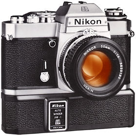 Nikkormat EL2.jpg（23k）载入中...