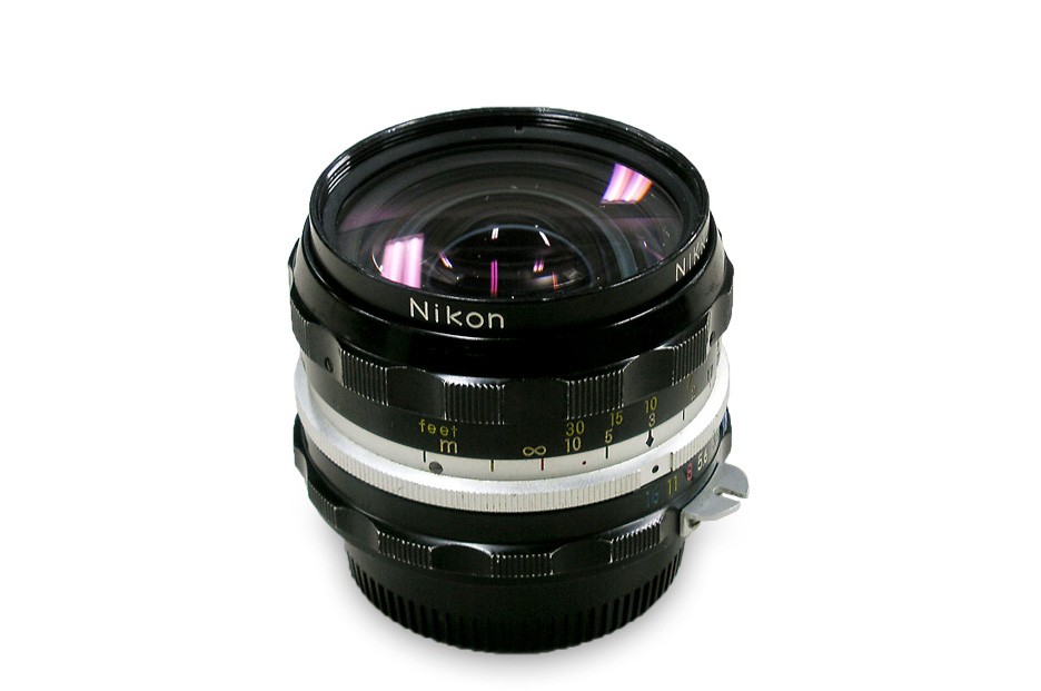 尼康：Nikkor-H Auto 2.8 cm F 3.5 – 毒镜头