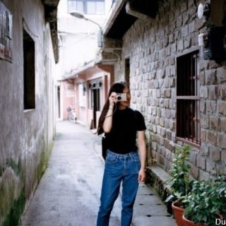 Contax TVS上的Lomochrome Purple XR100-400