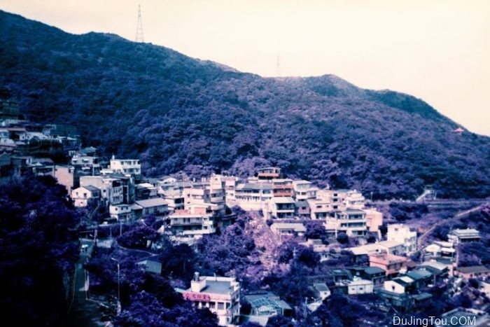 Contax TVS上的Lomochrome Purple XR100-400 Contax TVS上的Lomochrome Purple XR100-400